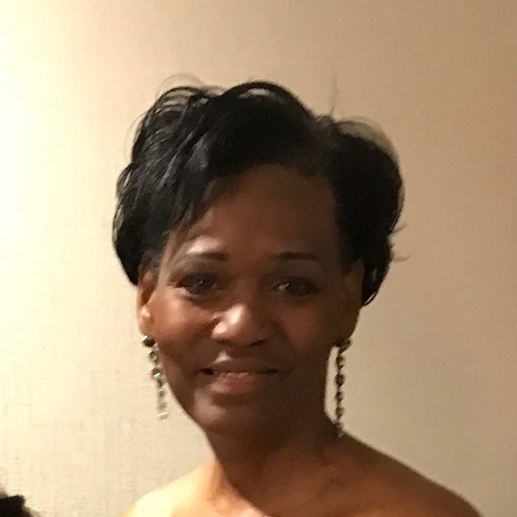 Meet your Posher, Janice - Picture 1 of 1